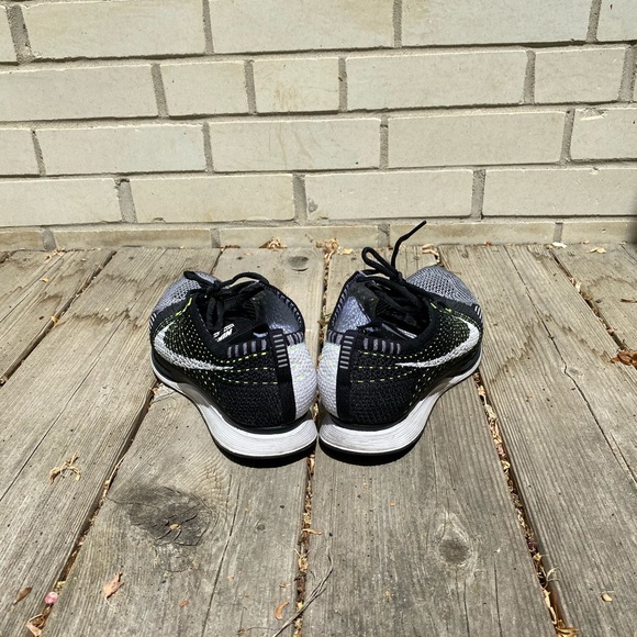 Men’s Nike Flyknit Racer - Picture 10 of 13